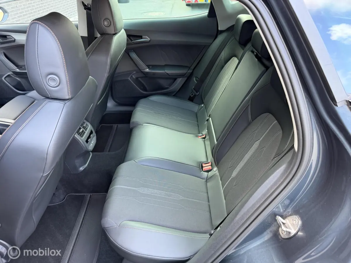 1.4 TSI e-Hybrid Essential CARPLAY*HAAK*PDC*TOPSTAAT1
