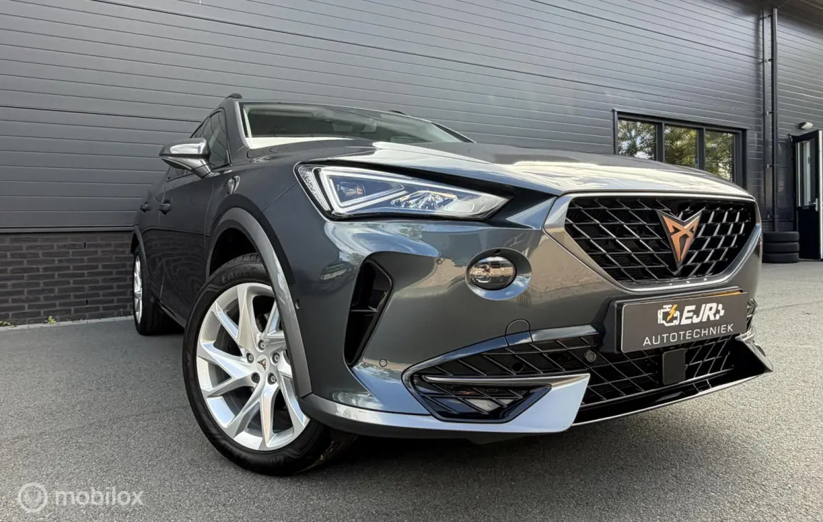1.4 TSI e-Hybrid Essential CARPLAY*HAAK*PDC*TOPSTAAT1