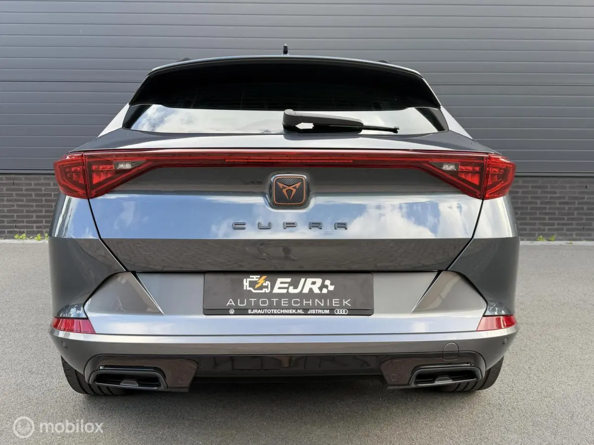 1.4 TSI e-Hybrid Essential CARPLAY*HAAK*PDC*TOPSTAAT1