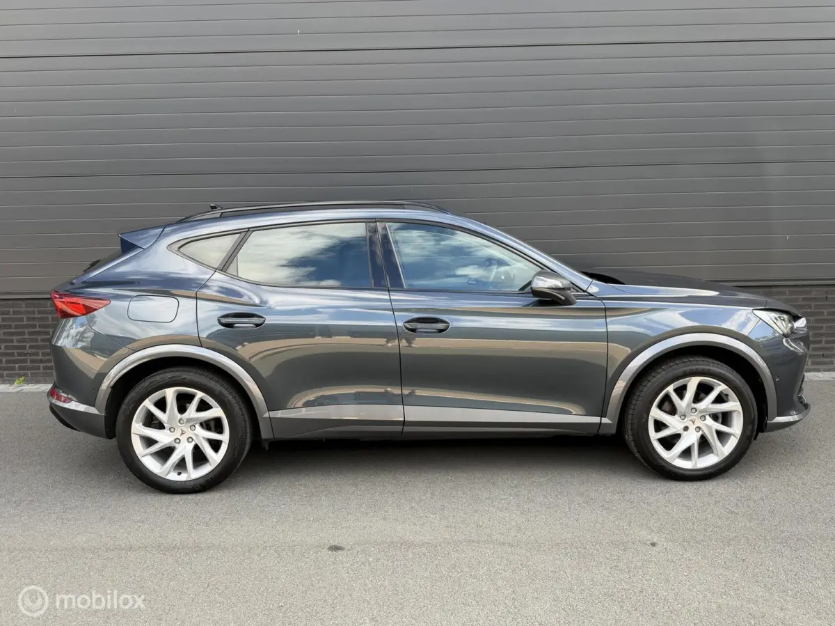 1.4 TSI e-Hybrid Essential CARPLAY*HAAK*PDC*TOPSTAAT1