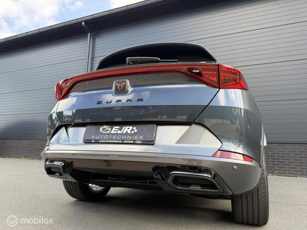 1.4 TSI e-Hybrid Essential CARPLAY*HAAK*PDC*TOPSTAAT1