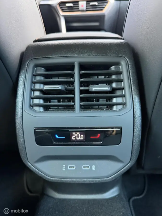 1.4 TSI e-Hybrid Essential CARPLAY*HAAK*PDC*TOPSTAAT1