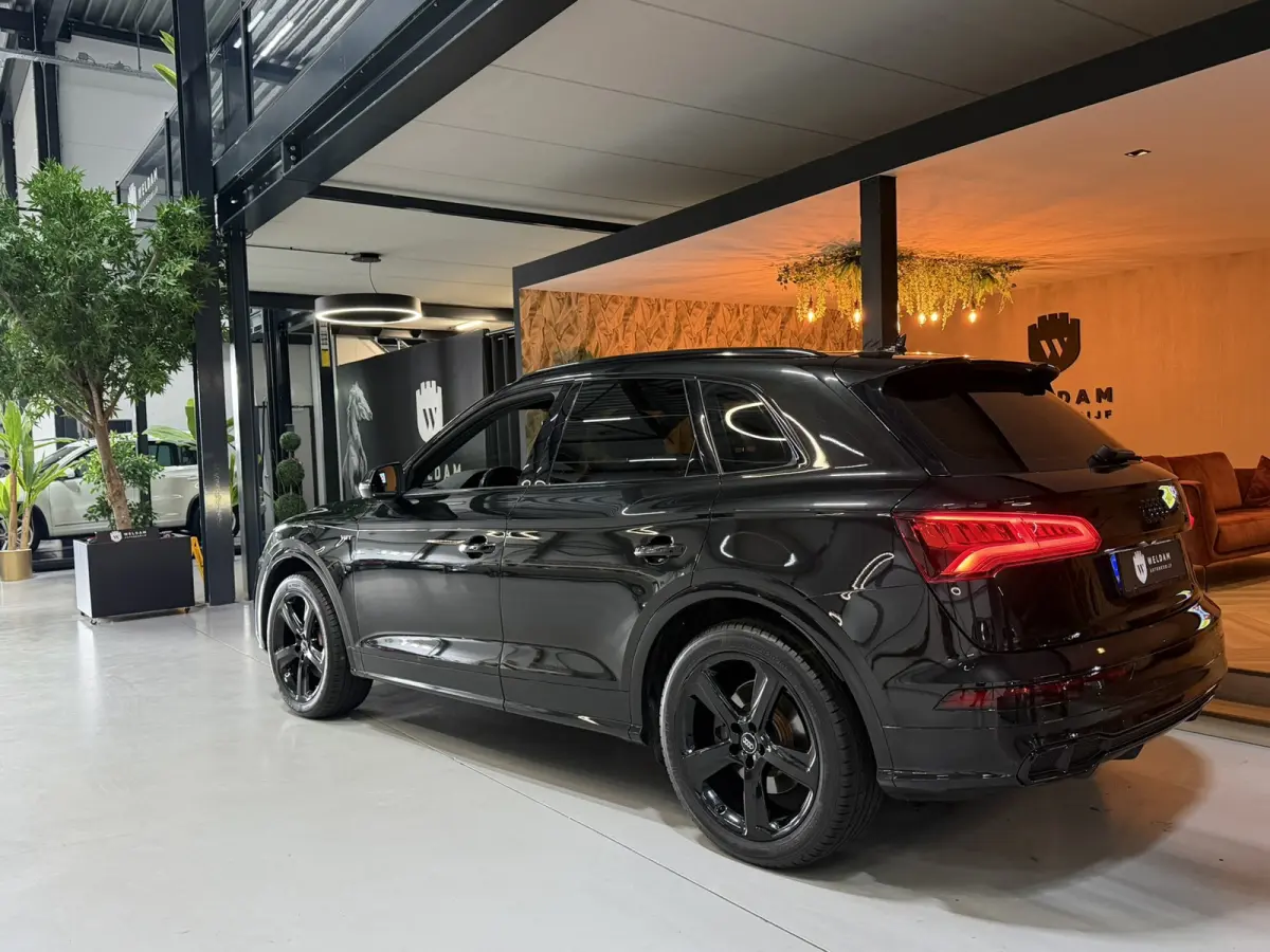 3.0 TFSI SQ5 Quattro Black Edition|354pk|V6|Carplay|Matrix LED|Camera|3-Zone Clima|Virtual Cockpit|Rijklaar