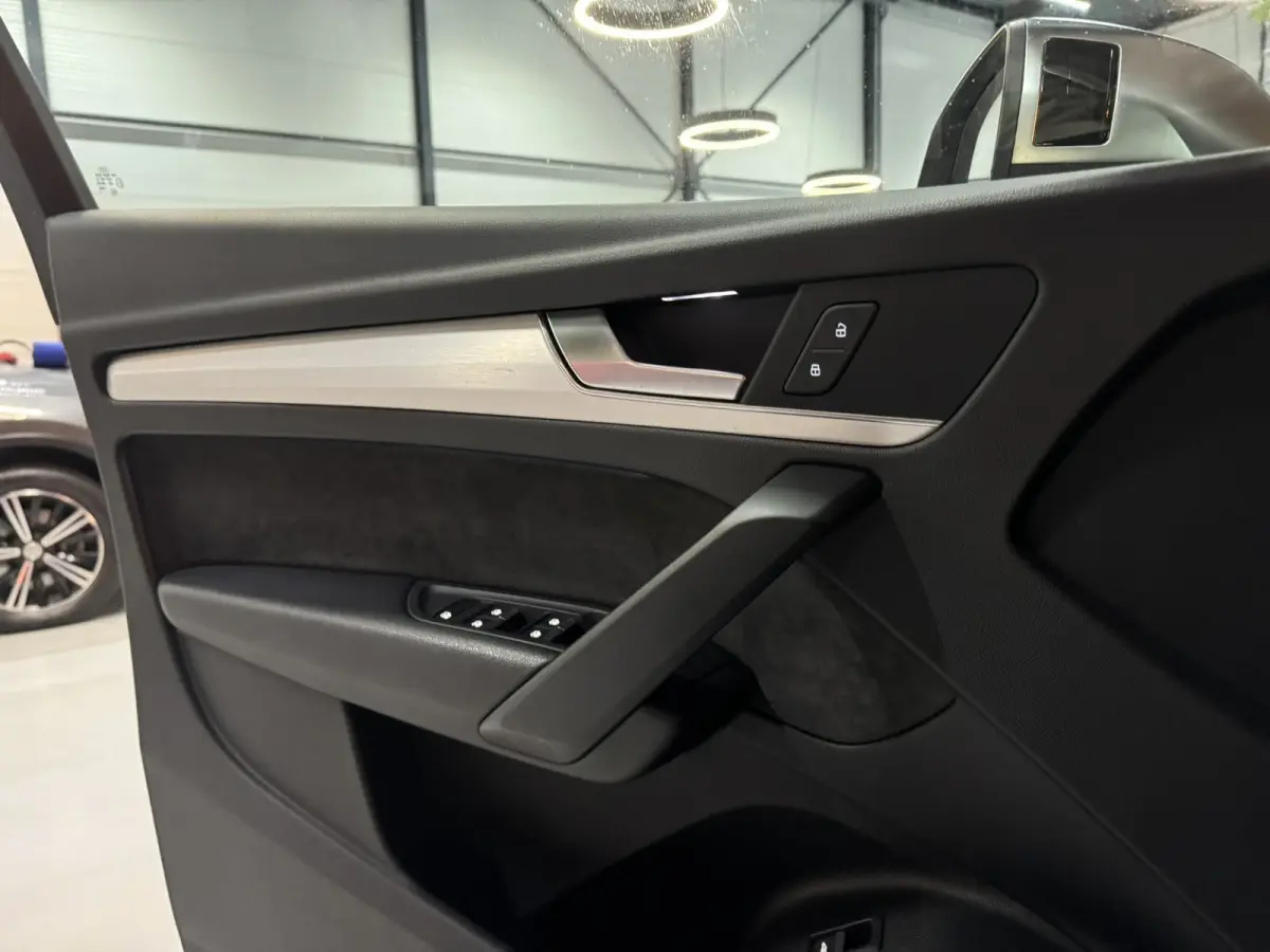 3.0 TFSI SQ5 Quattro Black Edition|354pk|V6|Carplay|Matrix LED|Camera|3-Zone Clima|Virtual Cockpit|Rijklaar