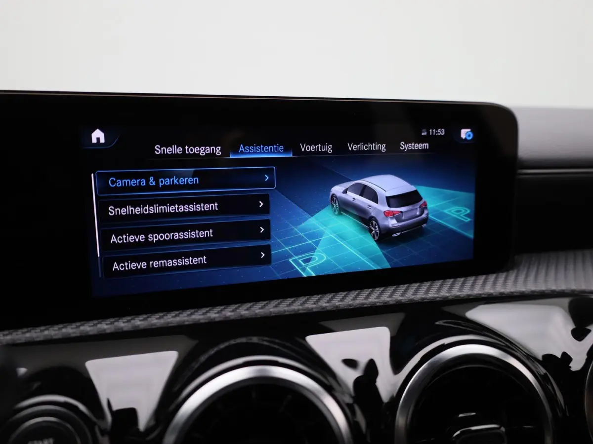 180 Business Solution | Climate Control | Achteruitrijcamera | Stoelverwarming | Parkeersensoren |