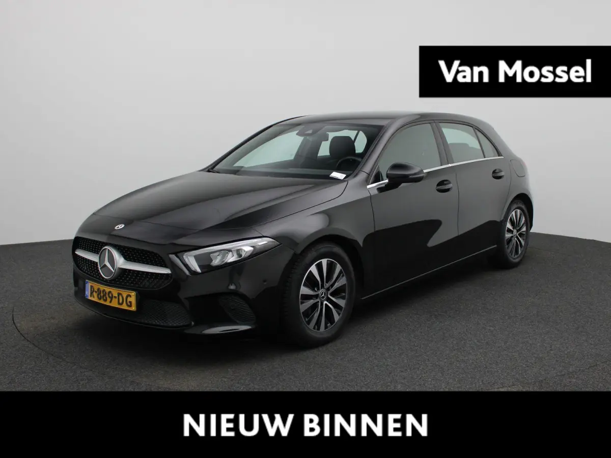 180 Business Solution | Climate Control | Achteruitrijcamera | Stoelverwarming | Parkeersensoren |