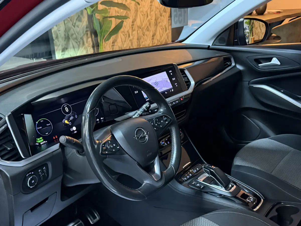 1.6 Turbo Plug-In Hybrid GS Line 224PK Bi-Color|ACC Autopilot|360°|Stoel+Stuurverwarming|Dodehoek|LED|Navi|Rijklaar
