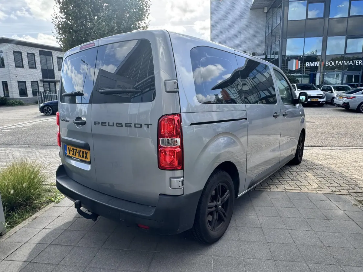 2.0 BlueHDi 145 L2