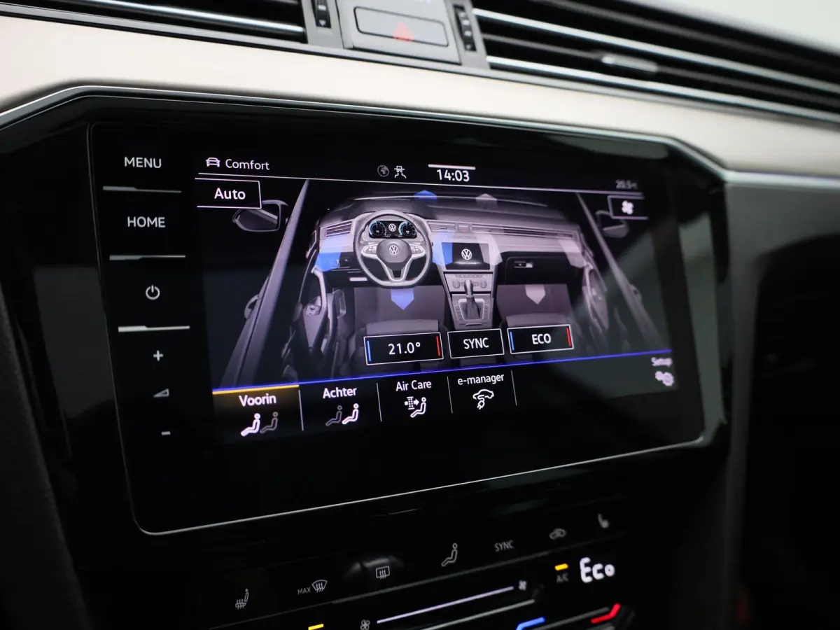 1.4 TSI PHEV GTE Business | Apple Carplay / Android Auto | Panoramadak | Elektrische Stoelen | Head-up Display | Achteruitrijcamera | Stoelverwarming | Parkeersensoren | Trekhaak |