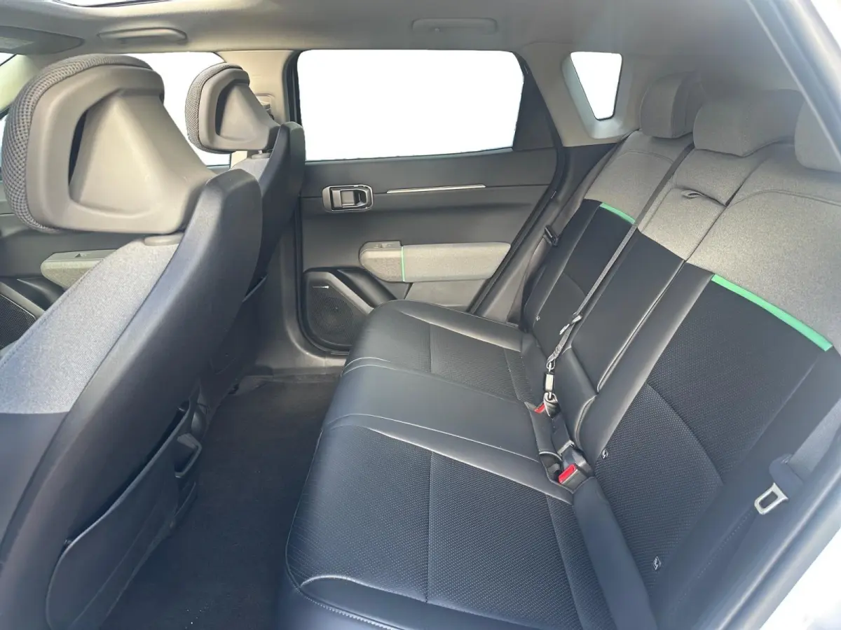 Plus Advanced 58.3 kWh | Harman Kardon | Lederen Bekleding | panorma Schuif/Kanteldak | fabrieksgarantie t/m 3-2033 + 3x 1 jaar