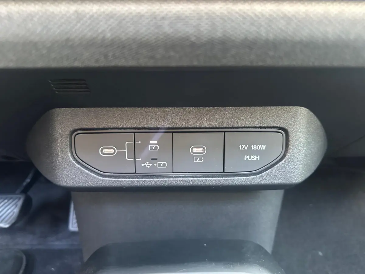 Plus Advanced 58.3 kWh | Harman Kardon | Lederen Bekleding | panorma Schuif/Kanteldak | fabrieksgarantie t/m 3-2033 + 3x 1 jaar