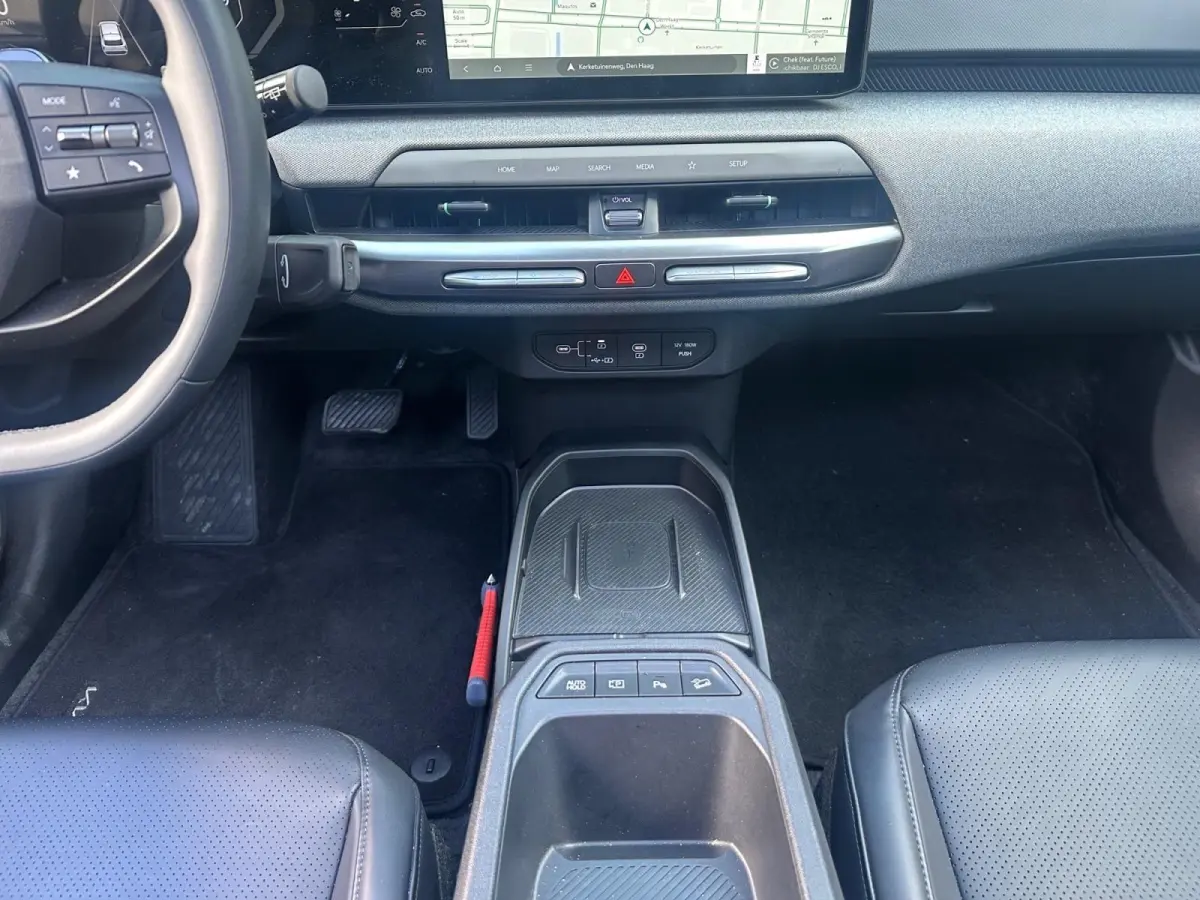 Plus Advanced 58.3 kWh | Harman Kardon | Lederen Bekleding | panorma Schuif/Kanteldak | fabrieksgarantie t/m 3-2033 + 3x 1 jaar