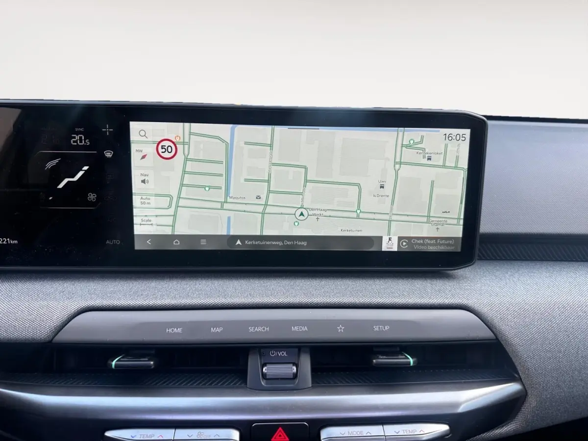 Plus Advanced 58.3 kWh | Harman Kardon | Lederen Bekleding | panorma Schuif/Kanteldak | fabrieksgarantie t/m 3-2033 + 3x 1 jaar