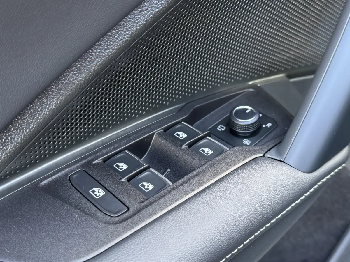1.5 eTSI DSG LIFE GOAL CARPLAY/360CAMERA/TREKHAAK