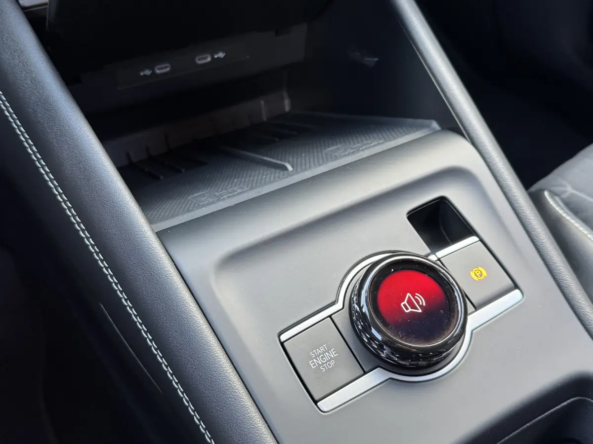 1.5 eTSI DSG LIFE GOAL CARPLAY/360CAMERA/TREKHAAK