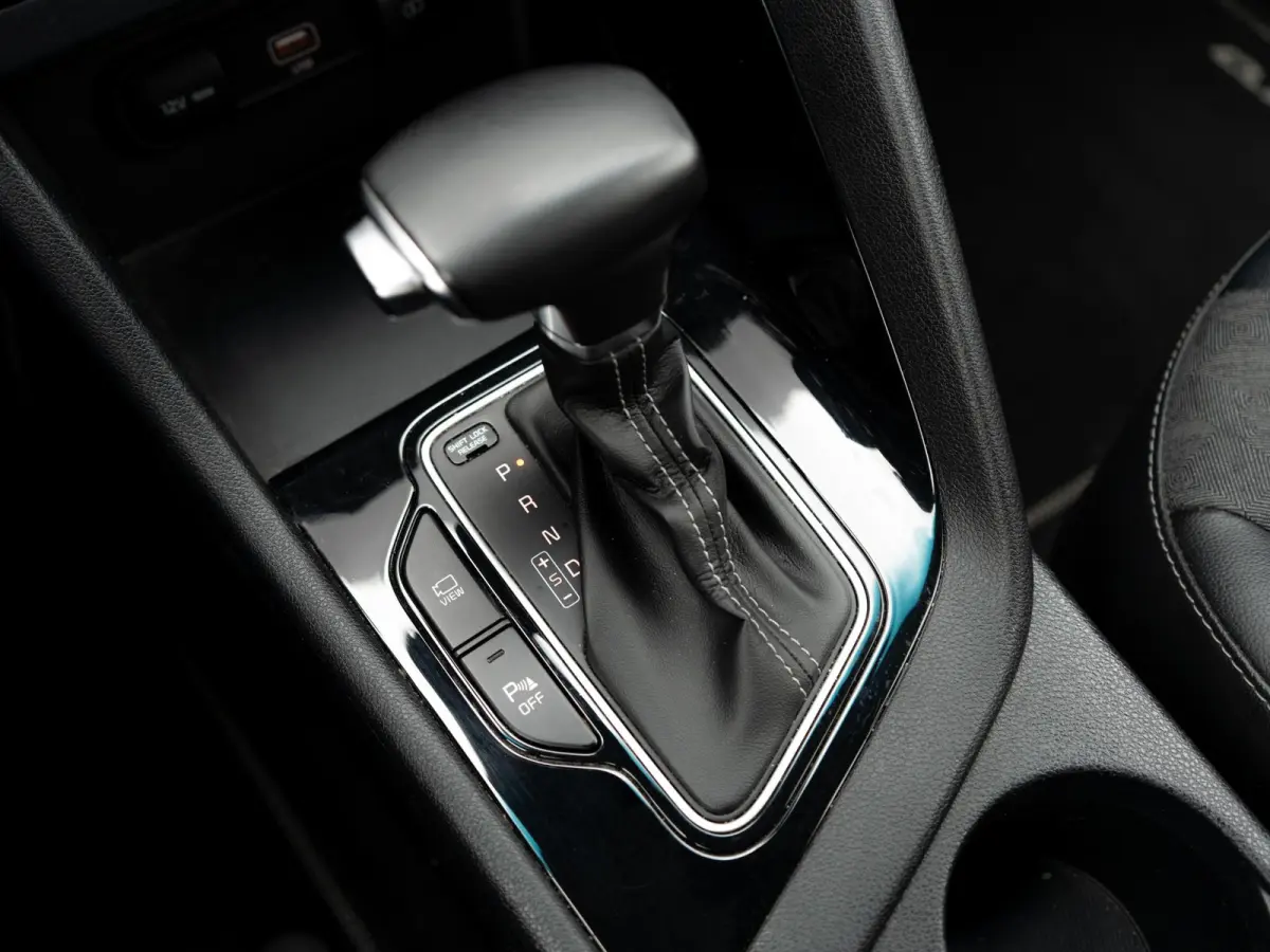 1.6 GDi Hybrid DynamicLine | Navigatie | Achteruitrijcamera | Climate control |
