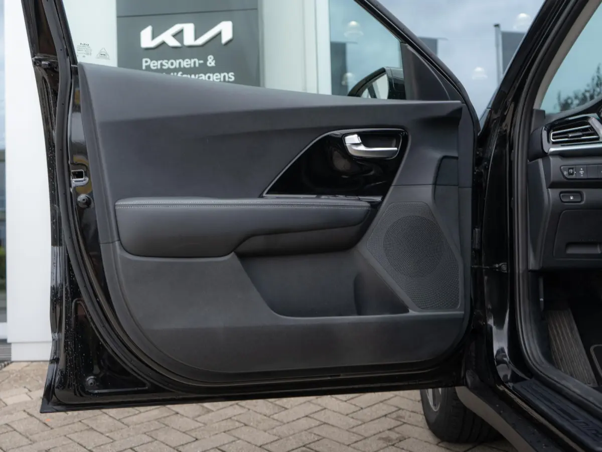 1.6 GDi Hybrid DynamicLine | Navigatie | Achteruitrijcamera | Climate control |