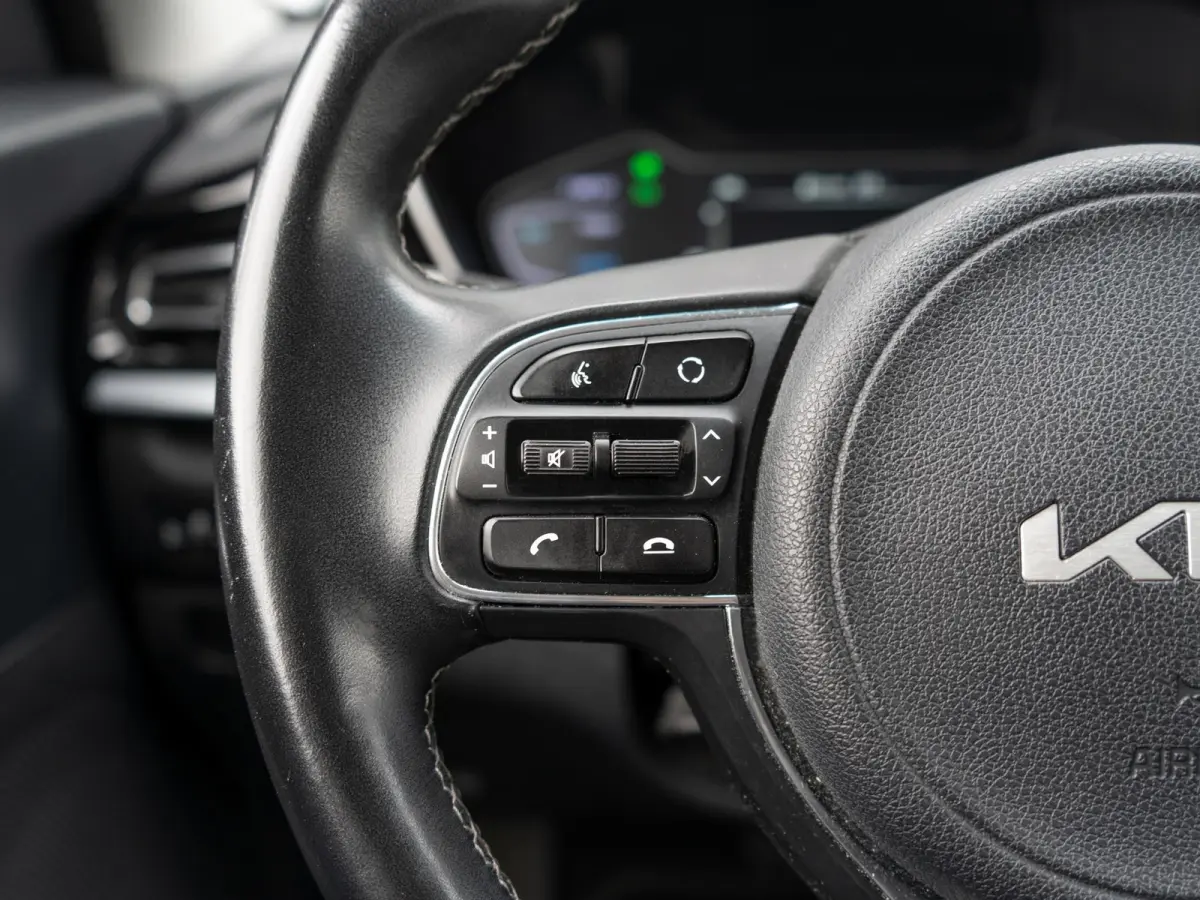 1.6 GDi Hybrid DynamicLine | Navigatie | Achteruitrijcamera | Climate control |