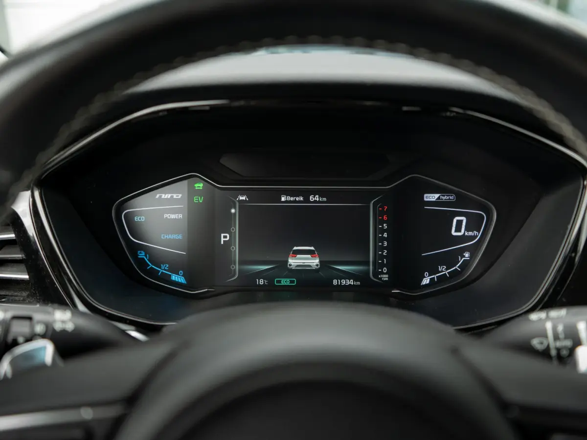 1.6 GDi Hybrid DynamicLine | Navigatie | Achteruitrijcamera | Climate control |