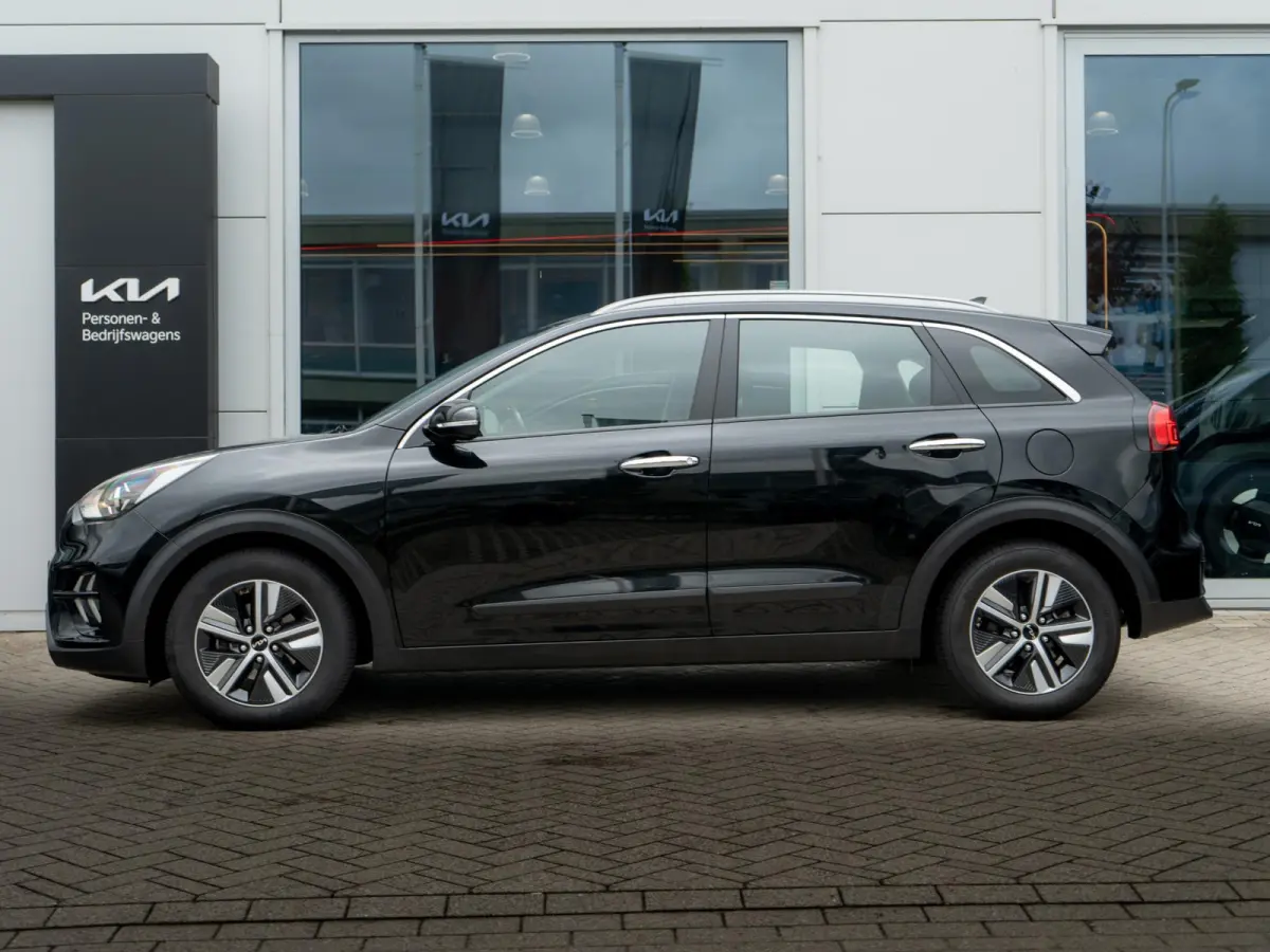 1.6 GDi Hybrid DynamicLine | Navigatie | Achteruitrijcamera | Climate control |