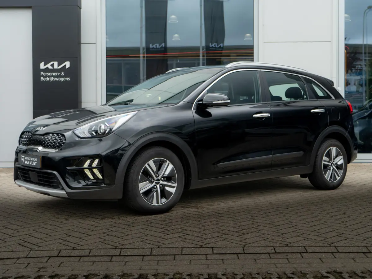 1.6 GDi Hybrid DynamicLine | Navigatie | Achteruitrijcamera | Climate control |