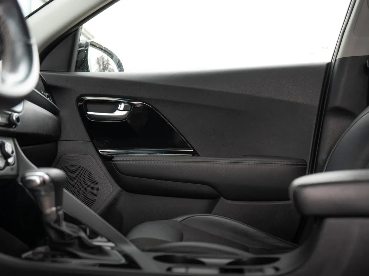 1.6 GDi Hybrid DynamicLine | Navigatie | Achteruitrijcamera | Climate control |