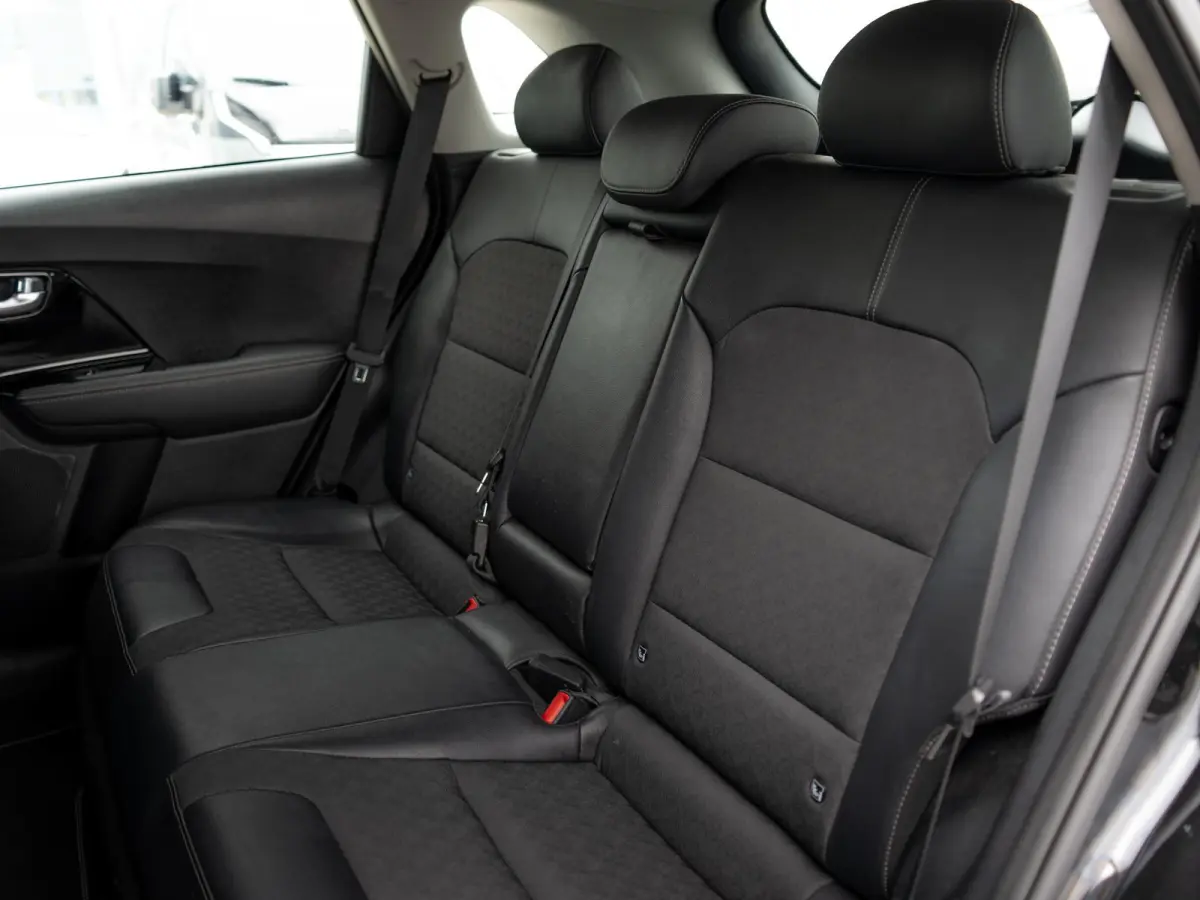 1.6 GDi Hybrid DynamicLine | Navigatie | Achteruitrijcamera | Climate control |