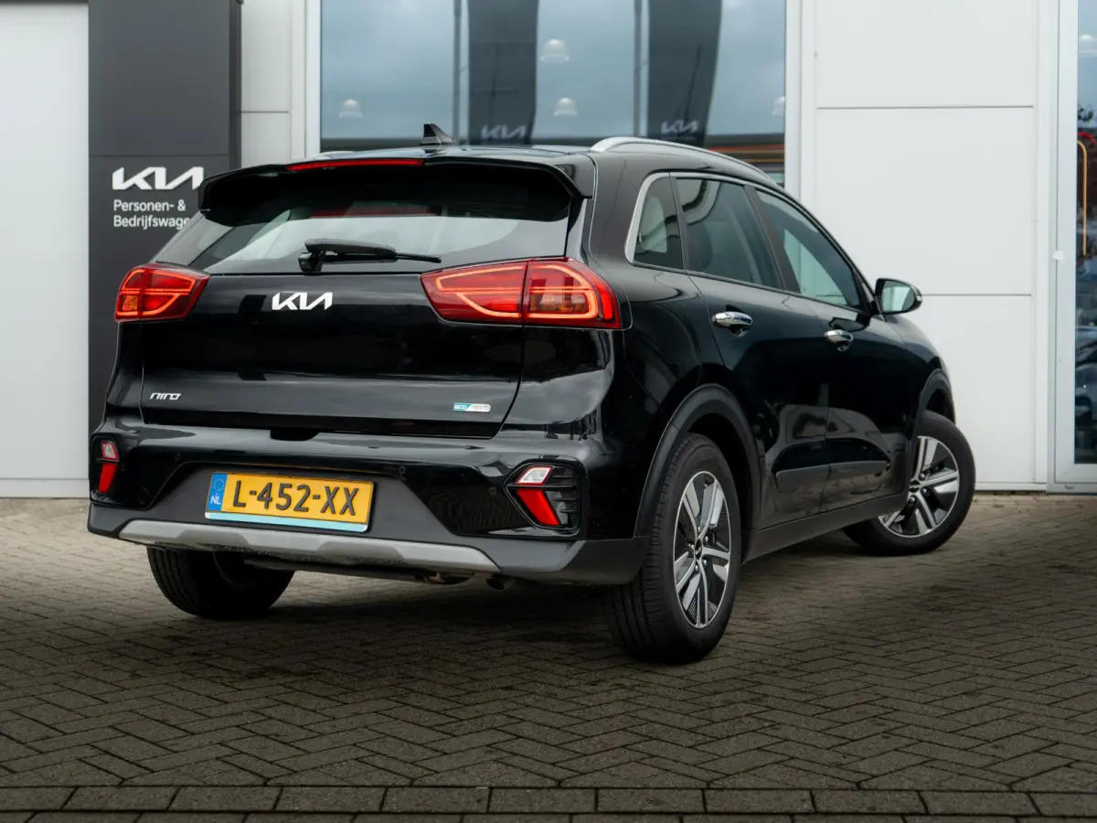 1.6 GDi Hybrid DynamicLine | Navigatie | Achteruitrijcamera | Climate control |