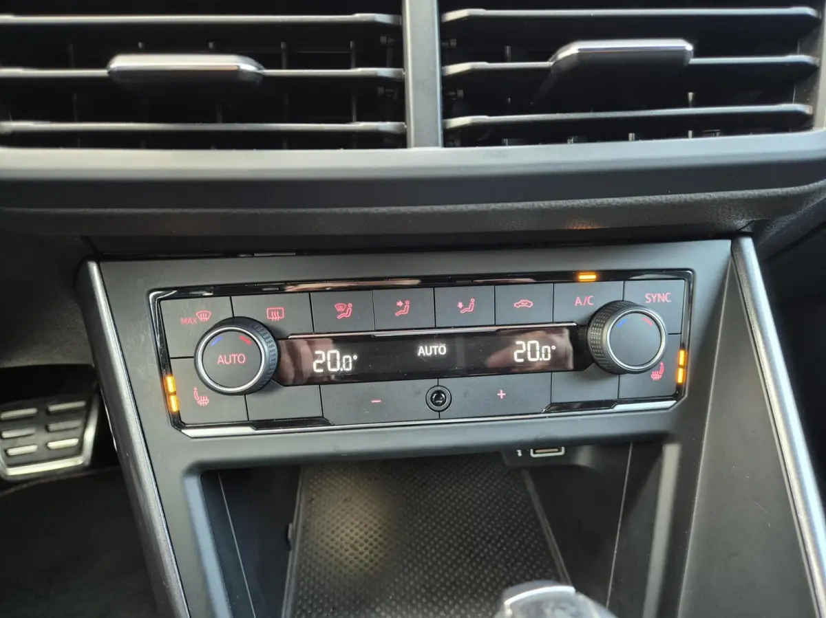 2.0 TSI GTI 200PK/ACC/Virtual/Navi/Led/Sport/Carplay/