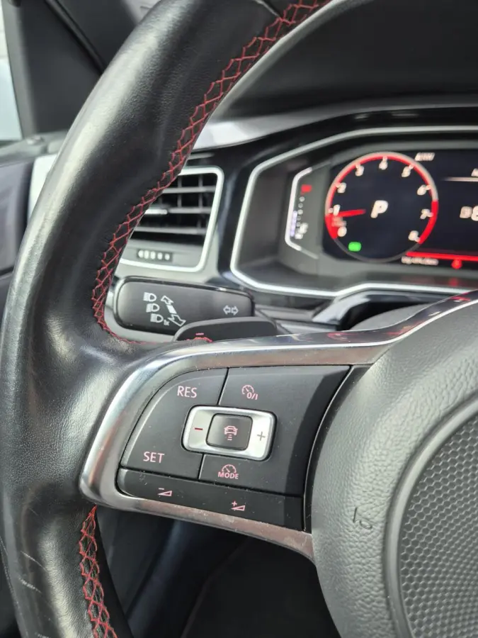 2.0 TSI GTI 200PK/ACC/Virtual/Navi/Led/Sport/Carplay/