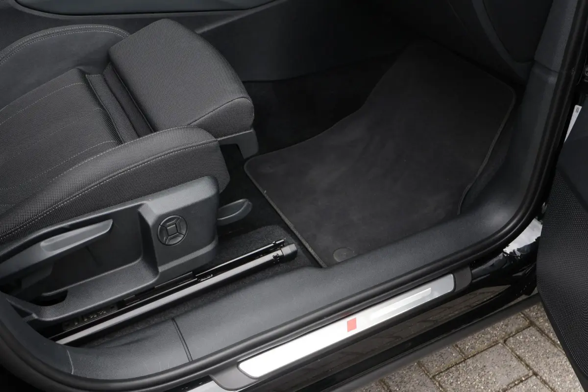 1.5 e-hybrid 272pk S edition | Panoramadak | Trekhaak | Adaptive Cruise | Sfeerverlichting | 3-zone Cimatronic | Stoel- & Stuurverwarming