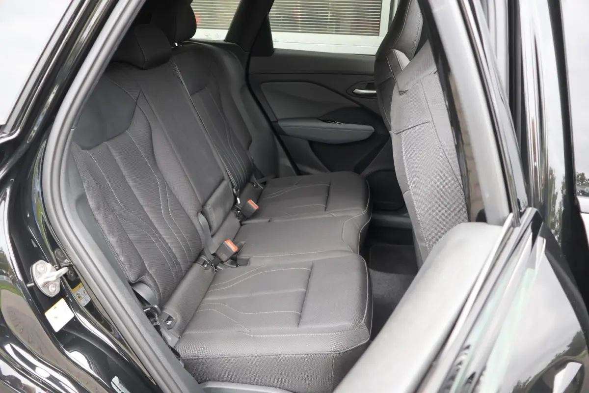 1.5 e-hybrid 272pk S edition | Panoramadak | Trekhaak | Adaptive Cruise | Sfeerverlichting | 3-zone Cimatronic | Stoel- & Stuurverwarming