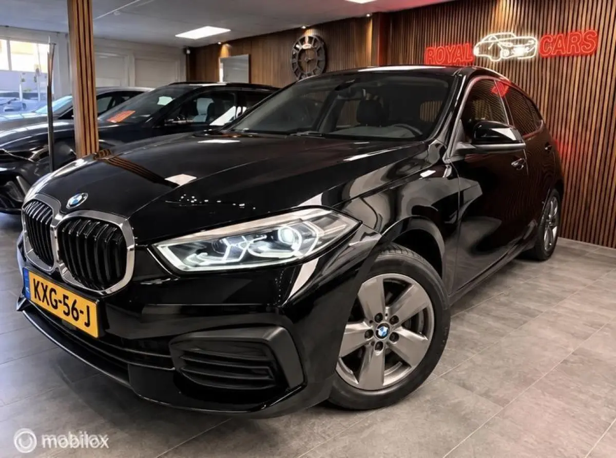 118i EDE Corporate Lease | Lederen bekleding
