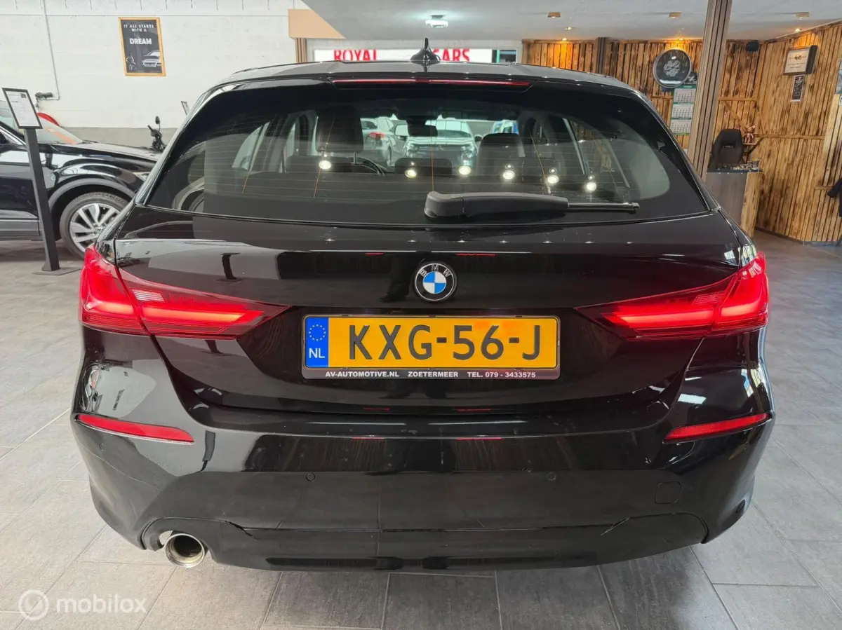 118i EDE Corporate Lease | Lederen bekleding