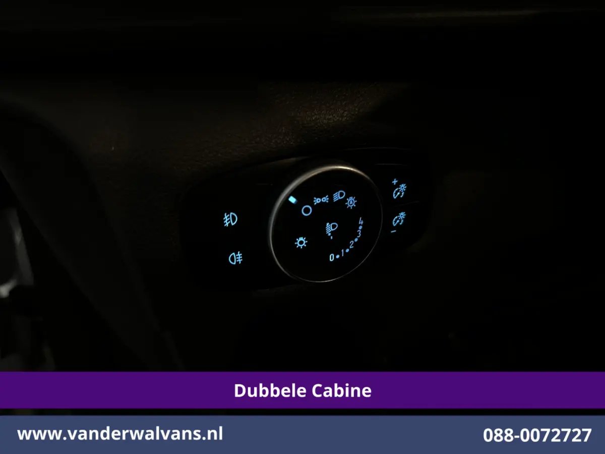 2.0 TDCI 130pk Automaat L2H1 Dubbele Cabine Euro6 Airco | 6-Zits | Camera | Navigatie | Apple Carplay | LED Android Auto, Adaptieve Cruisecontrol, Stoelverwarming, Verwarmde voorruit, Trekha