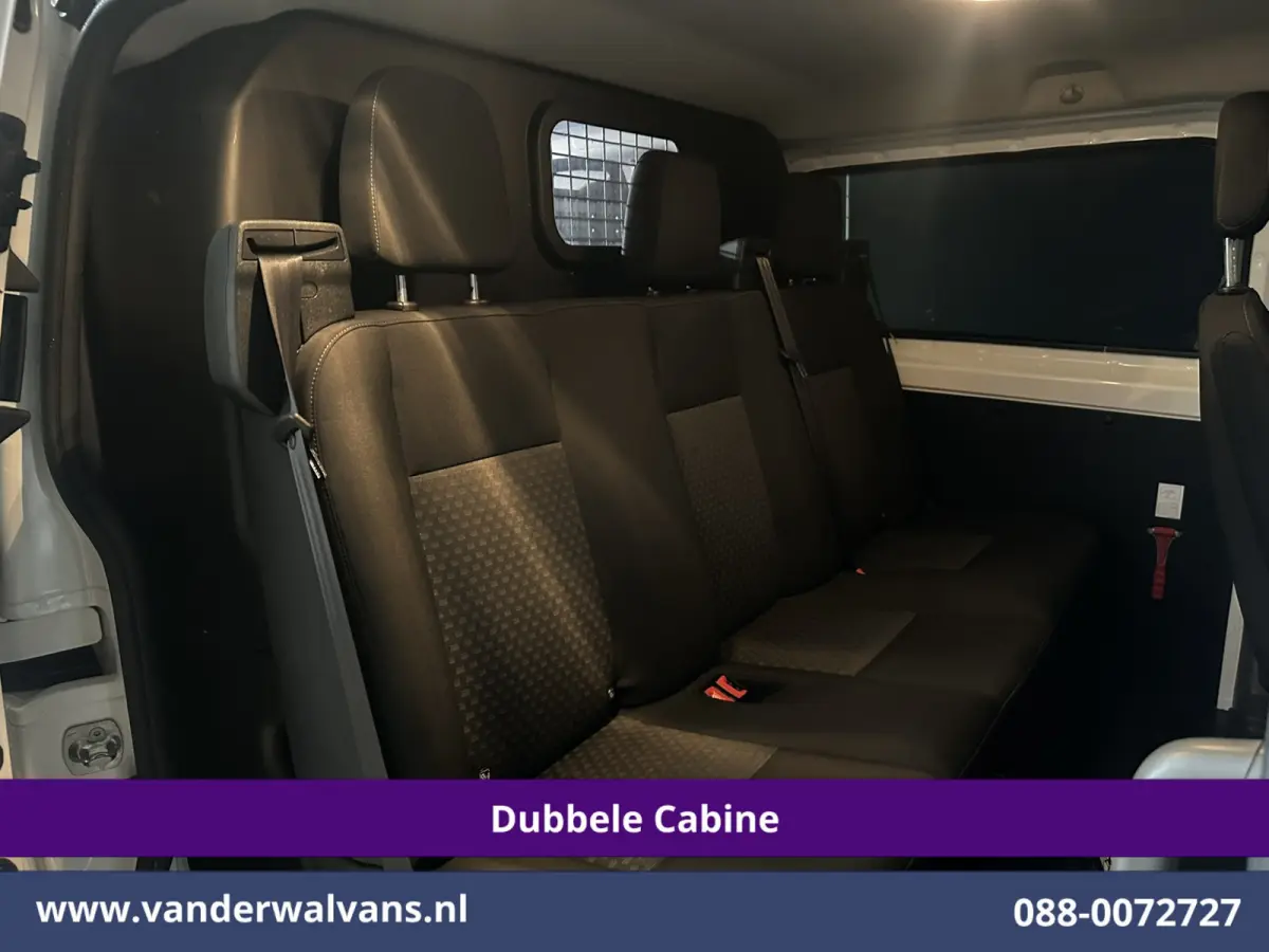 2.0 TDCI 130pk Automaat L2H1 Dubbele Cabine Euro6 Airco | 6-Zits | Camera | Navigatie | Apple Carplay | LED Android Auto, Adaptieve Cruisecontrol, Stoelverwarming, Verwarmde voorruit, Trekha
