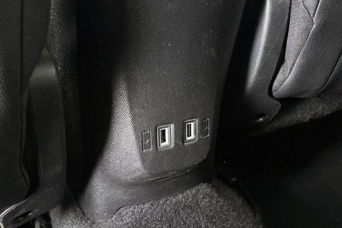 1.2 Turbo Business Elegance Stoel-Stuurverwarming Navigatie Apple CarPlay