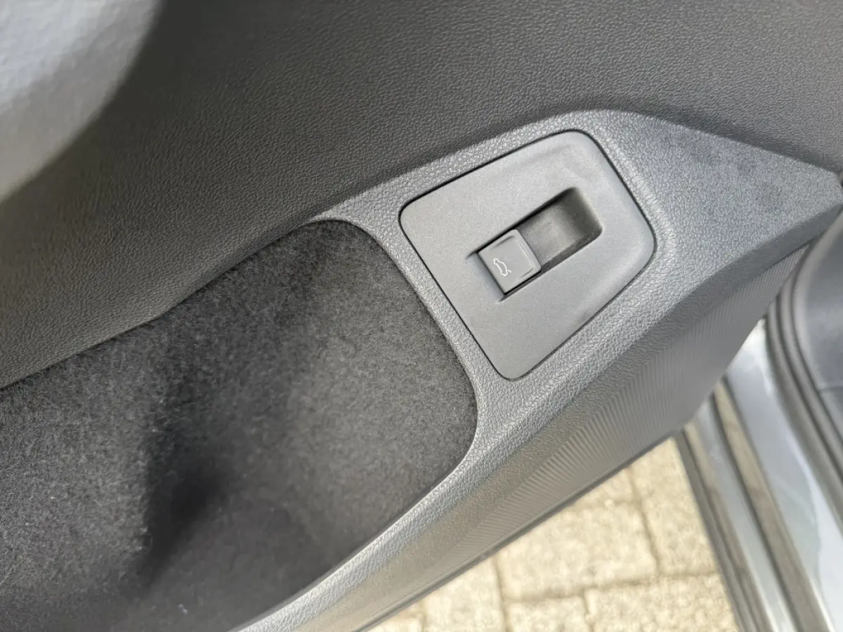 2.0 TSI 4M. Highline I Pano I Trekhaak I Navi I Clima I Ambiente I LED I Winter Pakket