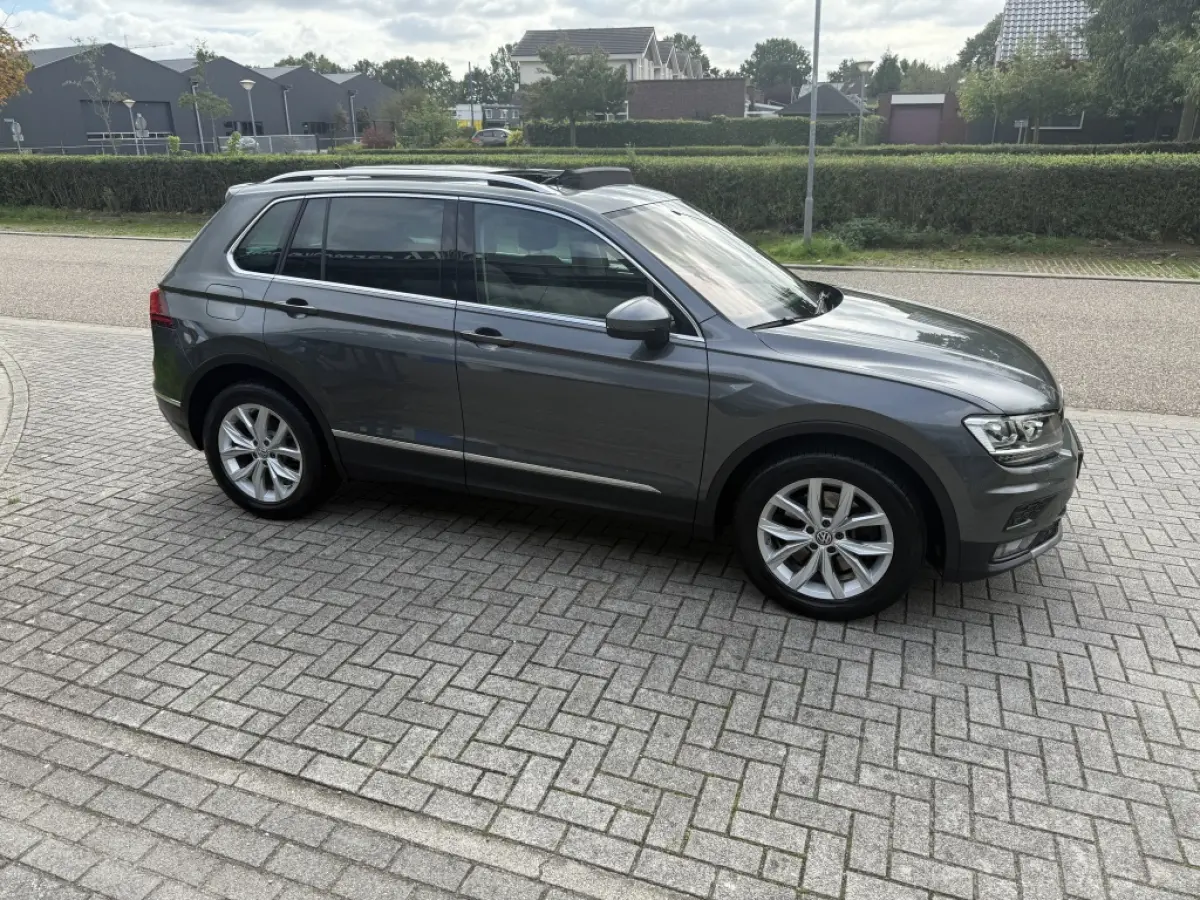 2.0 TSI 4M. Highline I Pano I Trekhaak I Navi I Clima I Ambiente I LED I Winter Pakket