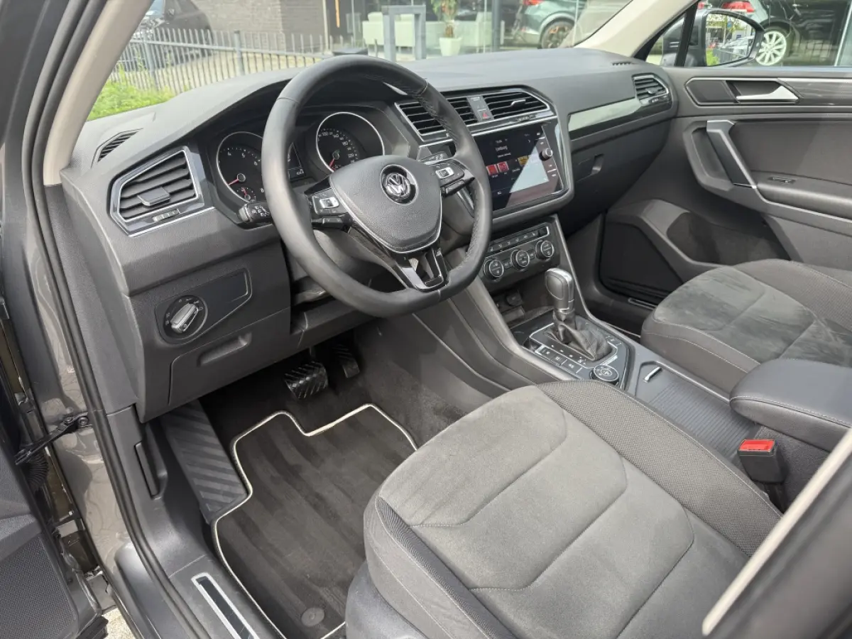 2.0 TSI 4M. Highline I Pano I Trekhaak I Navi I Clima I Ambiente I LED I Winter Pakket