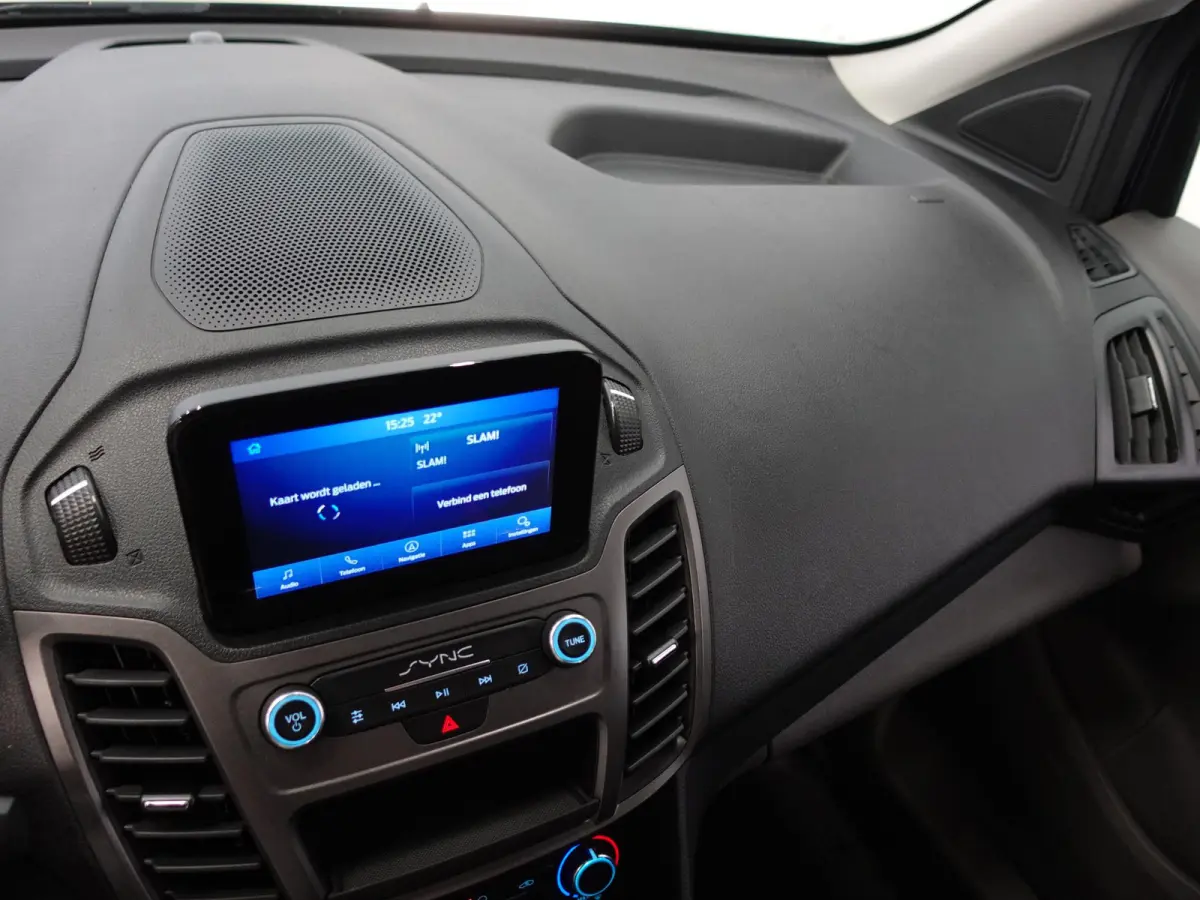 1.5 L2 Trend Automaat Navigatie Camera Trekhaak Parkeersensoren Cruise Control 3 Zits Carplay Apple Carplay / Android Auto