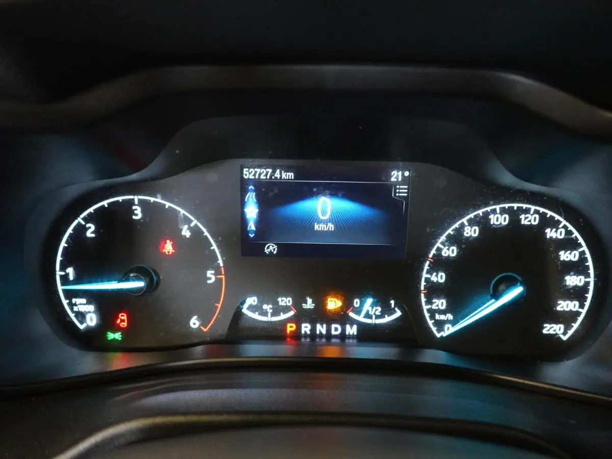 1.5 L2 Trend Automaat Navigatie Camera Trekhaak Parkeersensoren Cruise Control 3 Zits Carplay Apple Carplay / Android Auto
