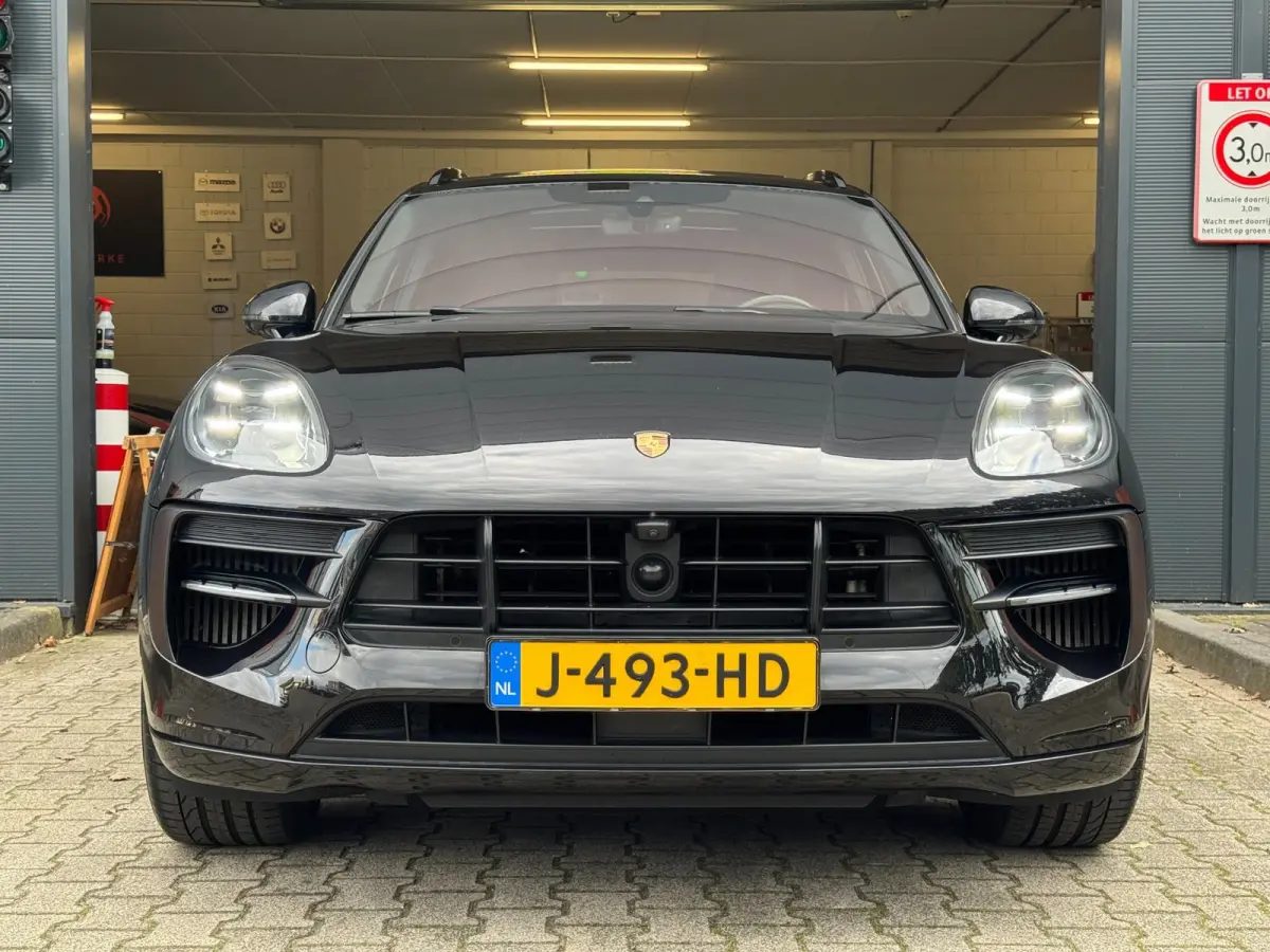 3.0 S / KERAMISCH / BURMESTER / 360 CAM / CARBON / 21 INCH / PANO / LUCHTVERING / TREKHAAK ELEKTR. / STOELVENT. !