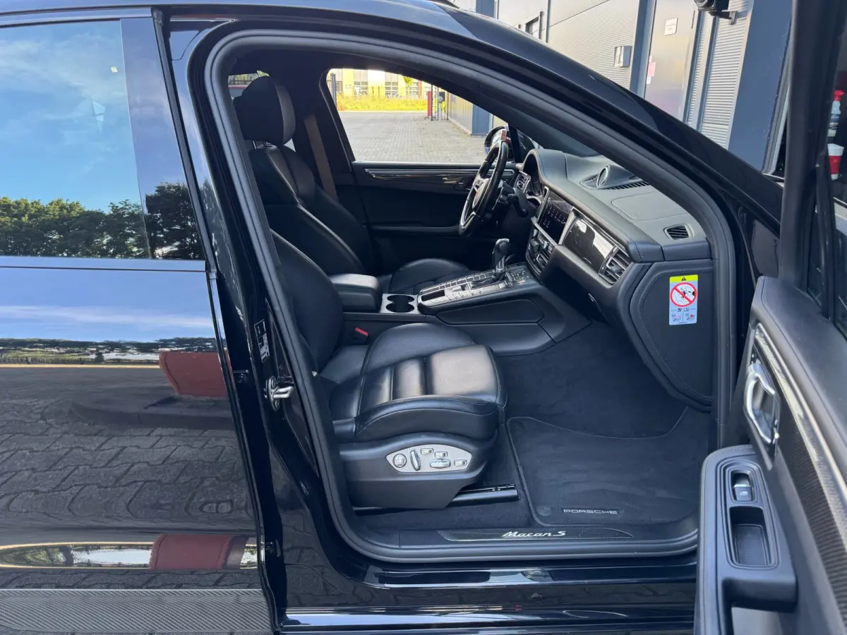 3.0 S / KERAMISCH / BURMESTER / 360 CAM / CARBON / 21 INCH / PANO / LUCHTVERING / TREKHAAK ELEKTR. / STOELVENT. !