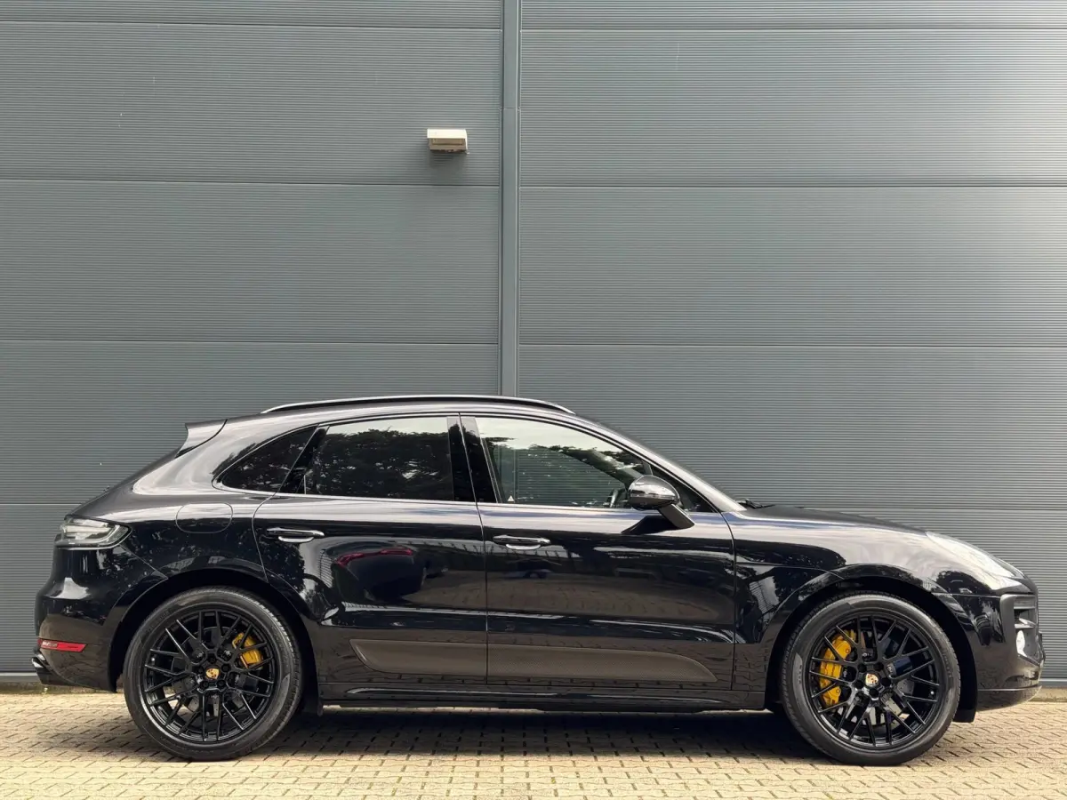 3.0 S / KERAMISCH / BURMESTER / 360 CAM / CARBON / 21 INCH / PANO / LUCHTVERING / TREKHAAK ELEKTR. / STOELVENT. !