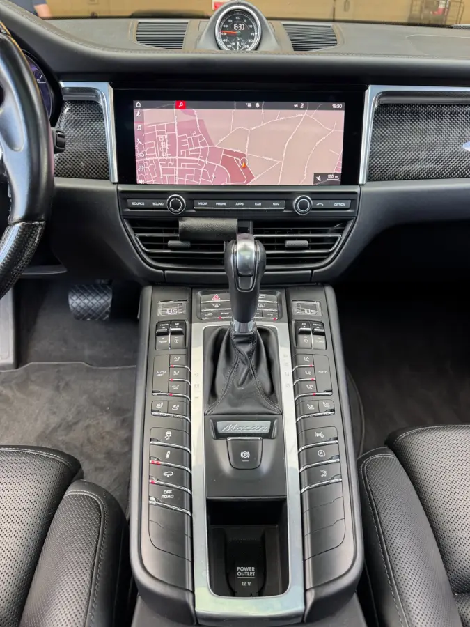 3.0 S / KERAMISCH / BURMESTER / 360 CAM / CARBON / 21 INCH / PANO / LUCHTVERING / TREKHAAK ELEKTR. / STOELVENT. !