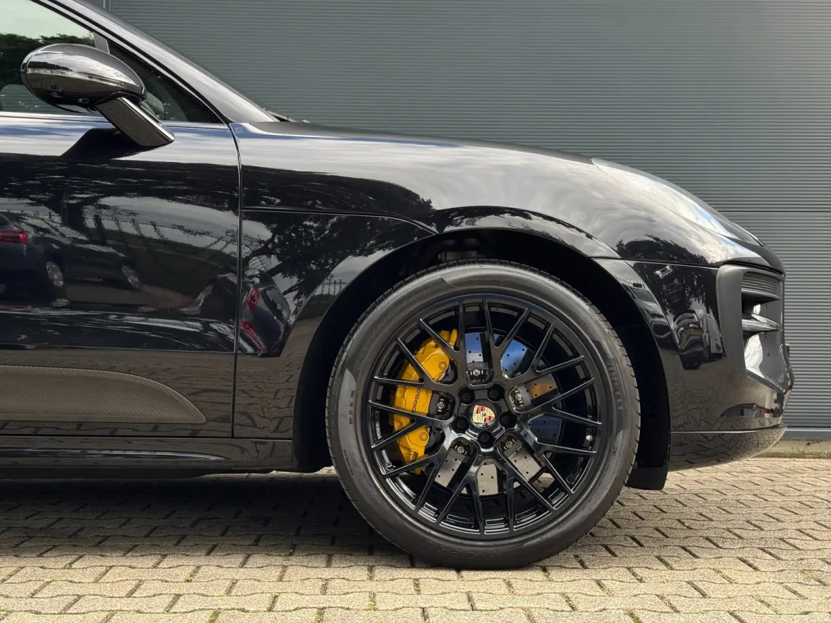 3.0 S / KERAMISCH / BURMESTER / 360 CAM / CARBON / 21 INCH / PANO / LUCHTVERING / TREKHAAK ELEKTR. / STOELVENT. !