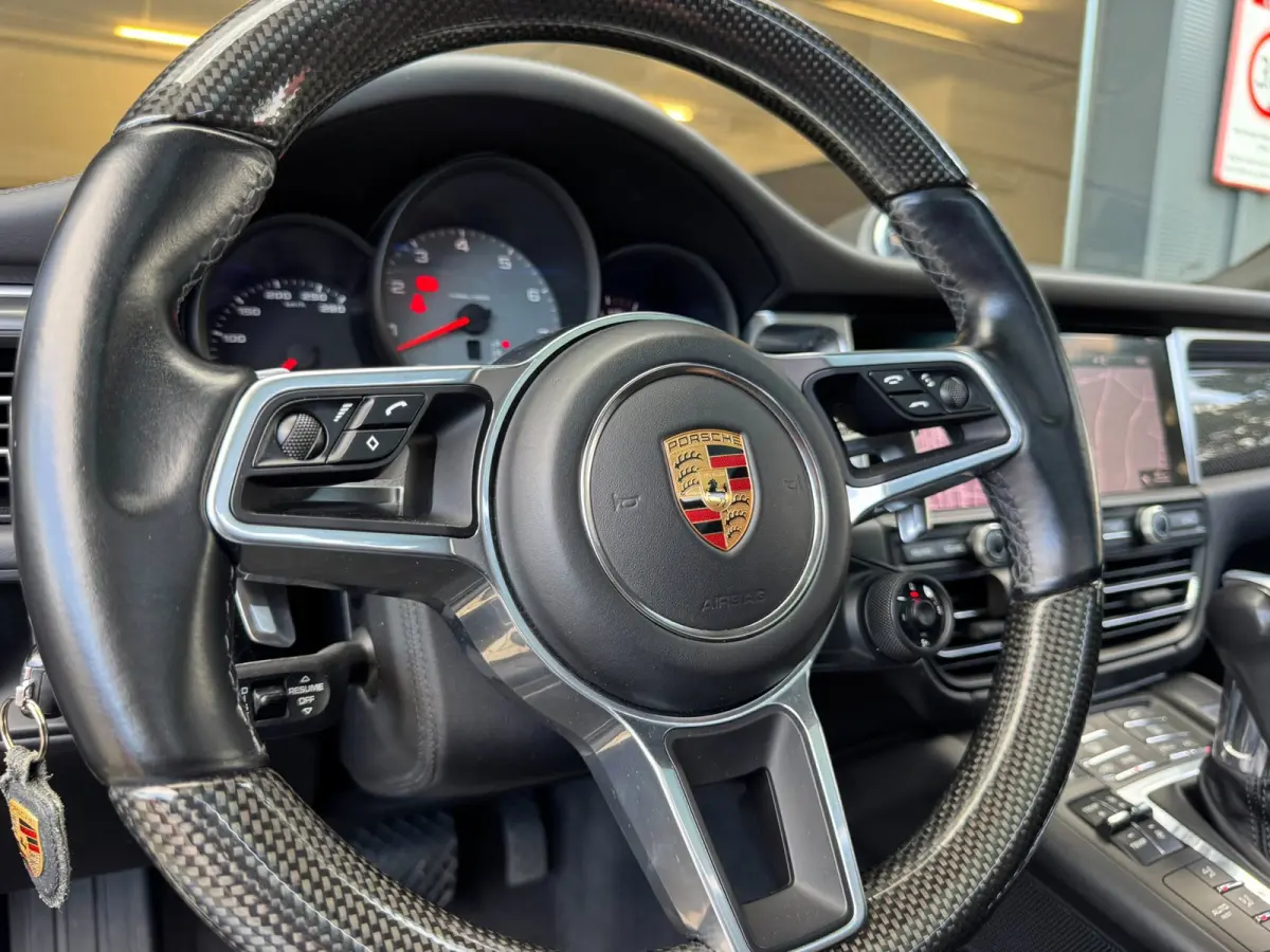 3.0 S / KERAMISCH / BURMESTER / 360 CAM / CARBON / 21 INCH / PANO / LUCHTVERING / TREKHAAK ELEKTR. / STOELVENT. !