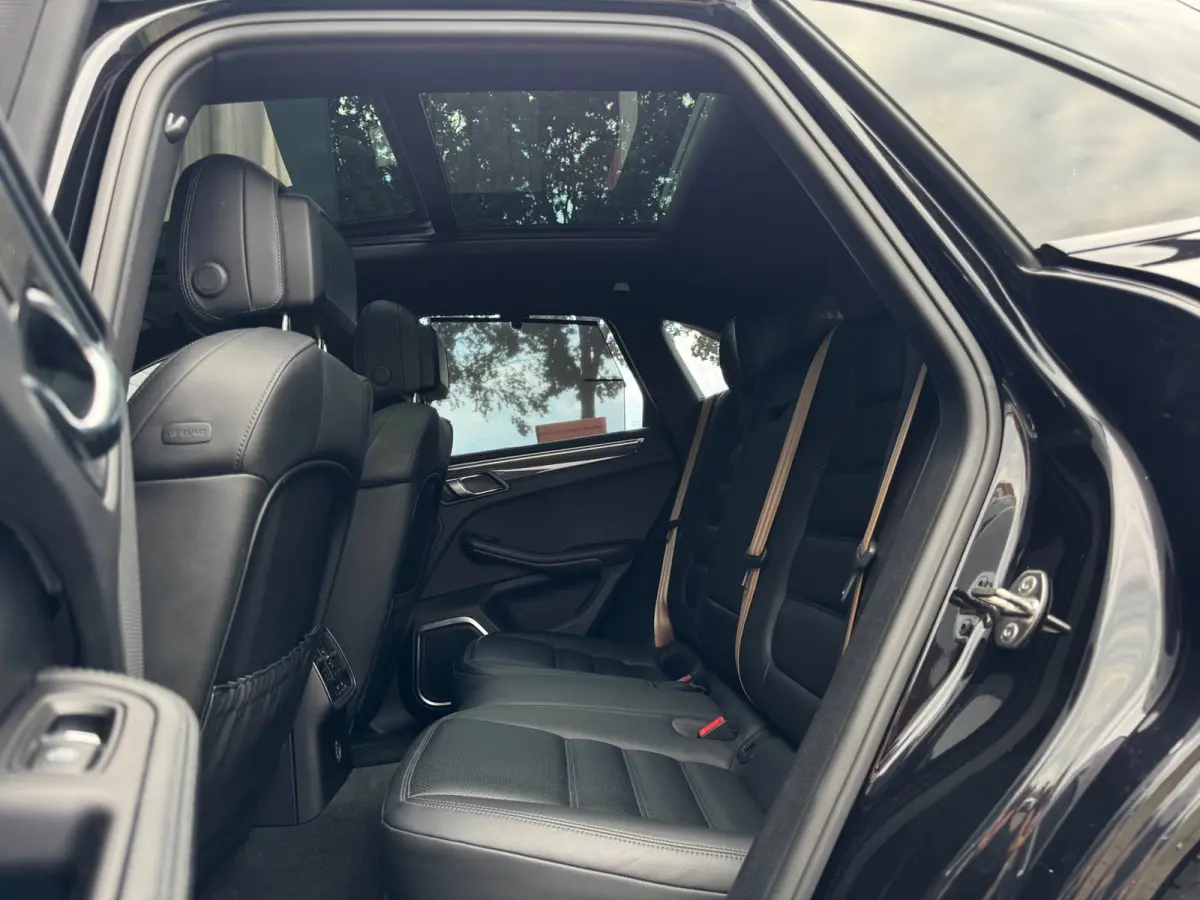 3.0 S / KERAMISCH / BURMESTER / 360 CAM / CARBON / 21 INCH / PANO / LUCHTVERING / TREKHAAK ELEKTR. / STOELVENT. !