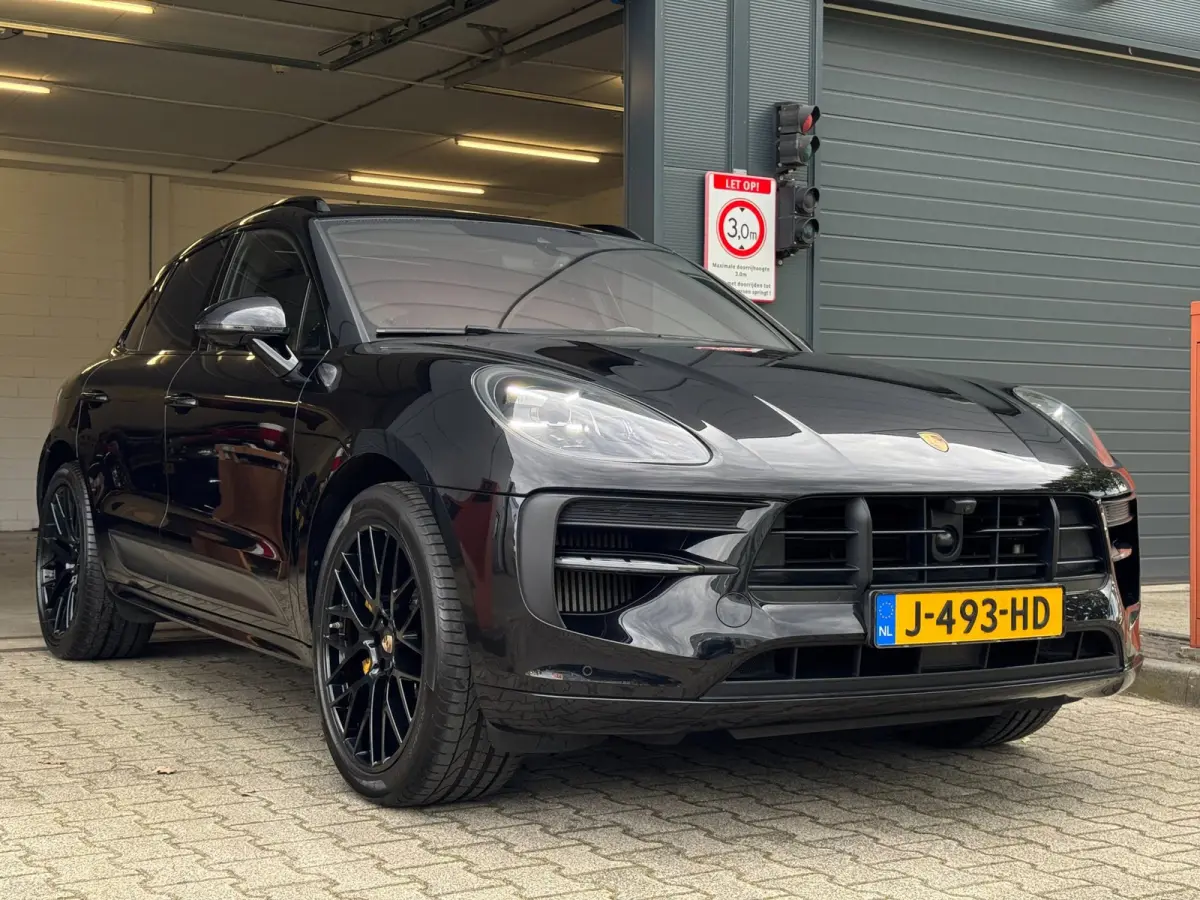 3.0 S / KERAMISCH / BURMESTER / 360 CAM / CARBON / 21 INCH / PANO / LUCHTVERING / TREKHAAK ELEKTR. / STOELVENT. !